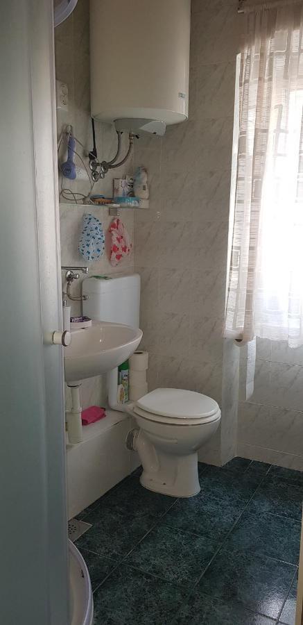 דירות ספליט Apartman Vedran מראה חיצוני תמונה